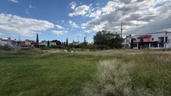 TERRENO BOULEVARD ANTONIO MADRAZO RENTA