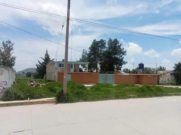 Terreno mide 243m2