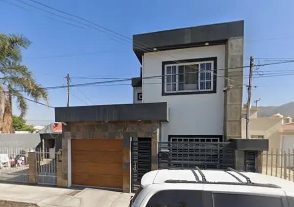 Oportunidad de Remate: Casa en Ensenada con Excelente Precio