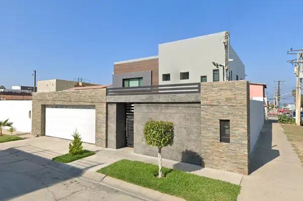 Oportunidad en remate: Casa en Playas de Tijuana Sección Jardines