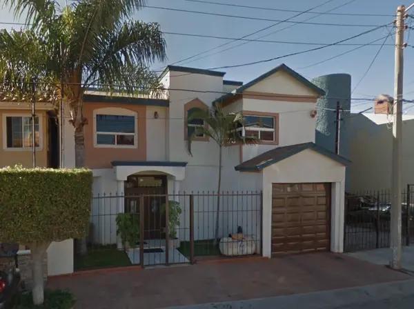 Casa en Remate Bancario en Playas de Tijuana, Baja California