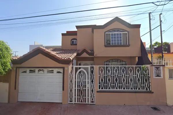 Oportunidad de Adquirir Casa en Remate en Playas de Tijuana, Baja California
