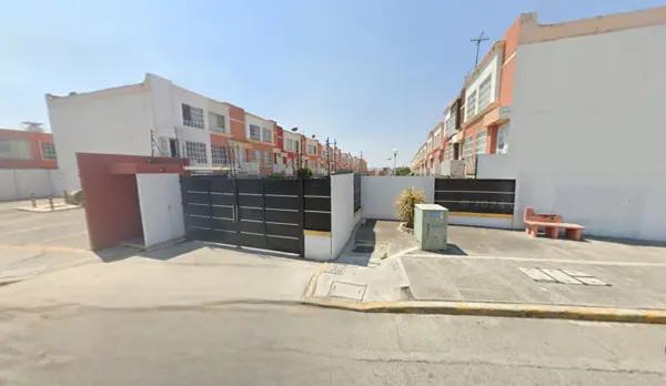 Casa en venta en Los Héroes II sección