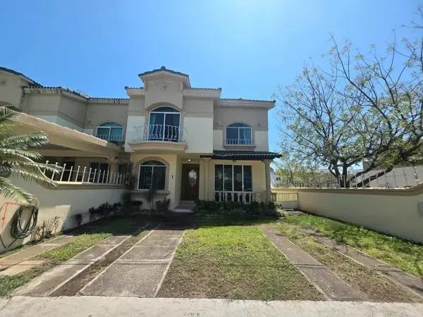 VENDO CASA EN PRIVADA EN BOCA DEL RIO