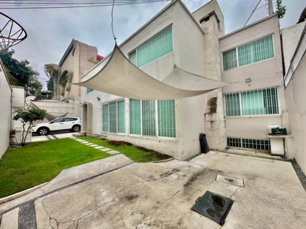 Residencia en Venta/Renta en Lomas de Chapultepec ideal para embajadas