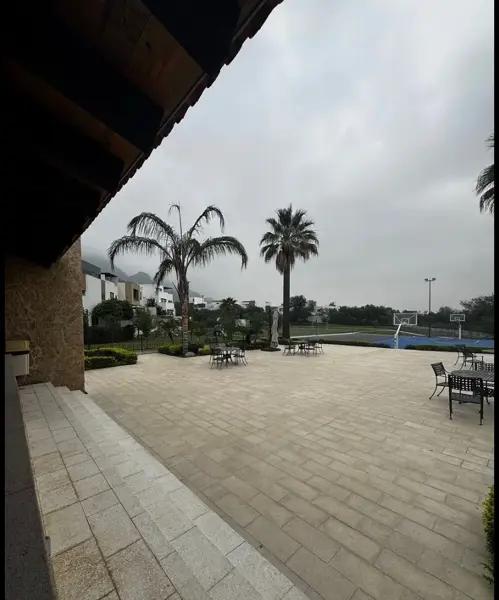 TERRENO CON CIMENTACION EN VENTA EN SANTA ISABEL, CARRETERA NACIONAL