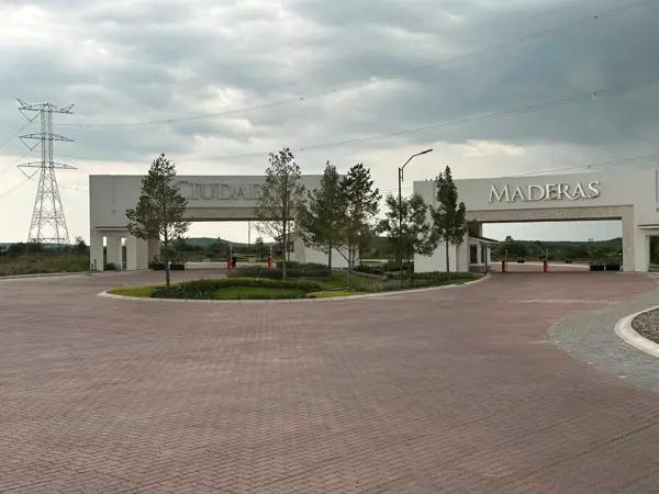 TERRENO VENTA CIUDAD MADERAS CORREGIDORA