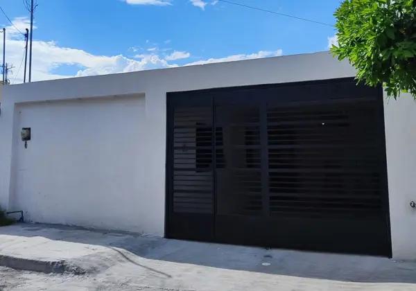 CASA EN VENTA EN COL. CARMEN ROMANO - SAN NICOLÁS DE LOS GARZA |