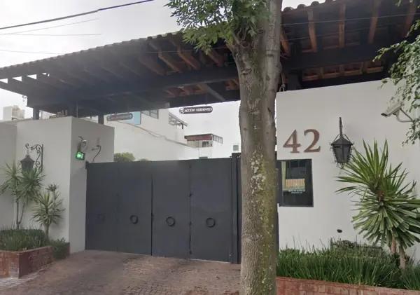 CASA EN VENTA COMO REMATE HIPOTECARIO EN IZTAPALAPA, CDMX.