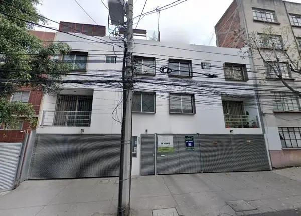 CASA EN VENTA COMO REMATE HIPOTECARIO EN LA BENITO JUAREZ, CDMX.