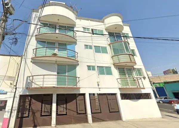 CASA EN VENTA COMO REMATE HIPOTECARIO EN LA VENUSTIANO CARRANZA ,CDMX.