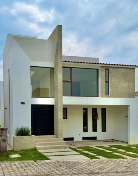 Casa en Venta en Metepec: Amplias Amenidades y Excelente Ubicación