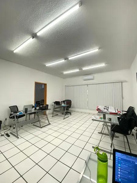 Oficina en Minerva con servicios incluidos