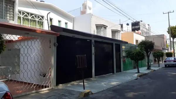 VENTA DE CASA COMO REMATE HIPOTECARIO, EN COYOACAN, CDMX.