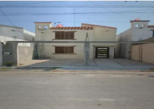 CASA DE ENTREGA INMEDIATA EN AV.LIRIOS, COL. VILLA FLORIDA, REYNOSA, TAMPS