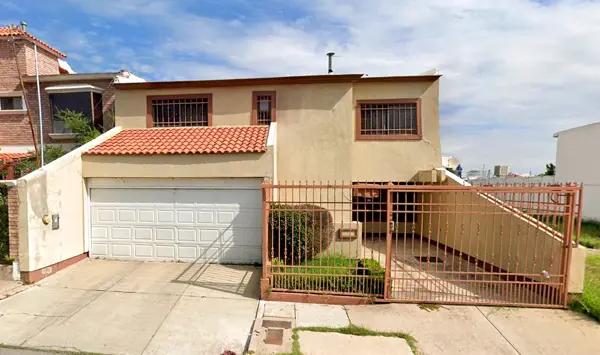 Casa independiente en Chihuahua en remate por $550,000