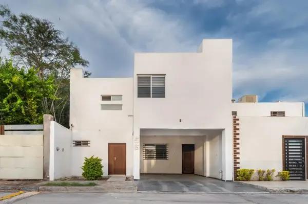 C. Bilbao No. 56 | El Oasis
Terreno: 199.50 m²
Construcción: 288.77 m²
Precio: $3,650,000 MXN