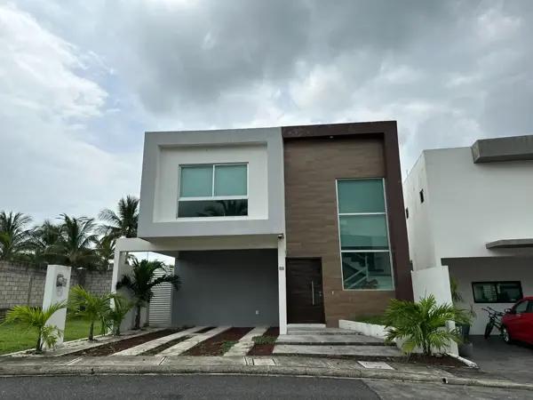 RENTO CASA AMUEBLADA Y CLIMATIZADA EN LA RIVIERA VERACRUZANA CON RECAMARA EN PLANTA BAJA