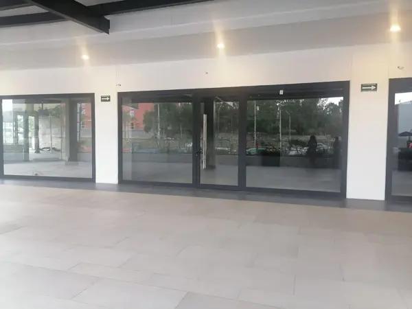 2 LOCALES EN RENTA EN PLAZA UBICADA EN CUAUTLANCINGO 2 LOCALES EN RENTA EN PLAZA UBICADA EN CUAUTLANCINGO