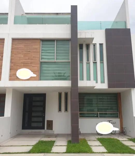 SE RENTA CASA EN FRACC. VALLE DIAMANTE CERCA DE EXPLANADA