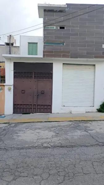 VENTA DE CASA CON LOCAL FRACC SAUCILLO BIEN UBICADA