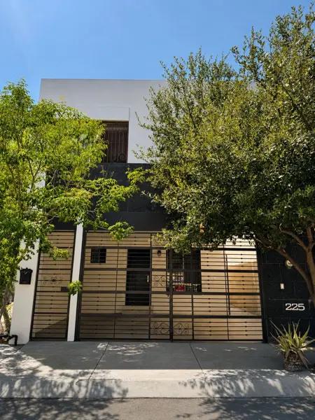 Casa en Esquina en VENTA en ANAHUAC SAN PATRICIO en Escobedo NL