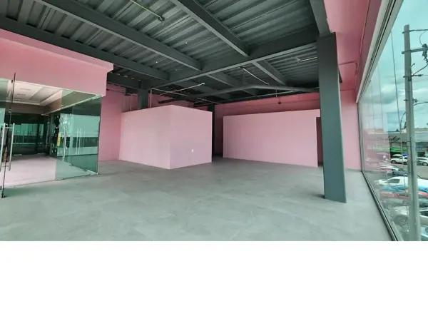 OFICINA EN RENTA EN PA EN PLAZA COMERCIAL, A UN LADO DEL MERCADO ESCOBEDO