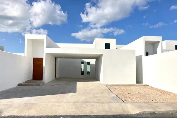 Casa en Dzityá de 4 habitaciones lista para entrega