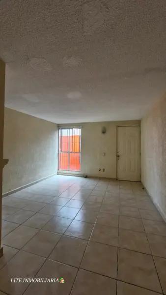 RENTO DEPARTAMENTO PARA ESTUDIANTES   EN CALZ. DE LAS BOMBAS!!!!!