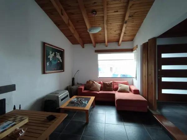 CASA EN RENTA AMUEBLADA CON ALBERCA EN TEQUISQUIAPAN