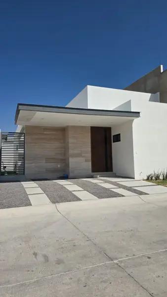 CASA EN VENTA – LOMAS DEL MOLINO V