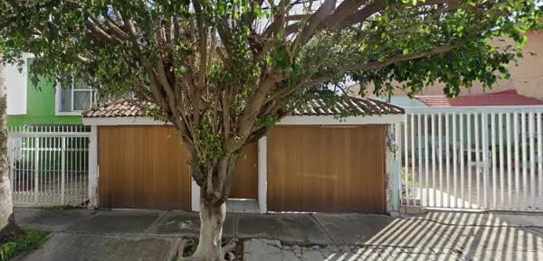 CASA EN VENTA EN PINAR DE LA CALMA, ZAPOPAN