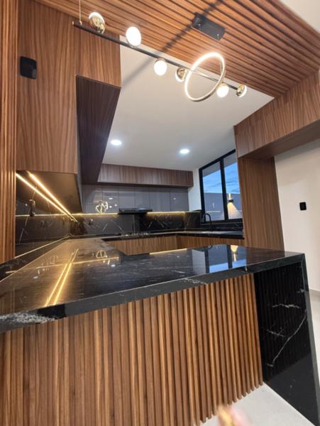 CASA CON PRECIO MUY ATRACTIVO CONDADO: 4 Recámaras UNA EN PB, LA MEJOR INVERSIÓN