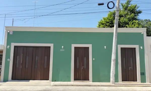 Casa en venta Yucatán, centro de Bokobá alberca
