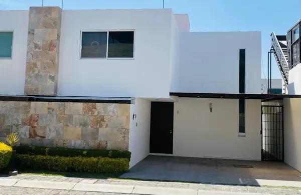 CASA EN RENTA EN QUINTAS DE CORTÉS, ZEREZOTLA | $17,500