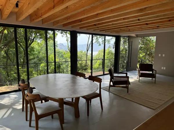 PREVENTA DE CASAS, CON VISTA PARCIAL AL LAGO EN VALLE DE BRAVO.