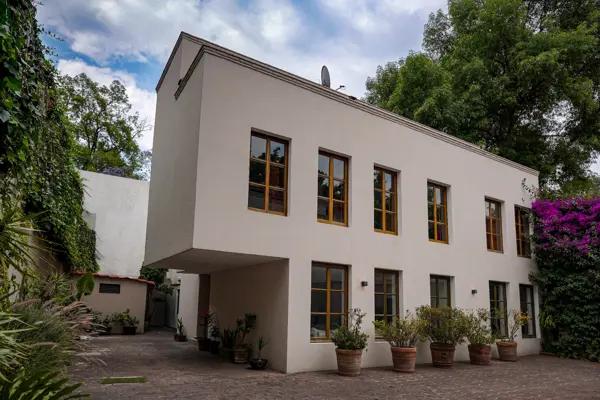 Venta de 2 casas en condominio en calle de Francisco Sosa, Coyoacan