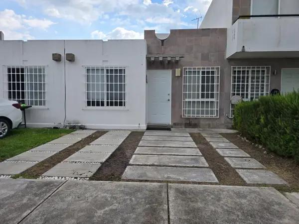 Casa 1 piso en privada en Querétaro Libramiento Norponiente