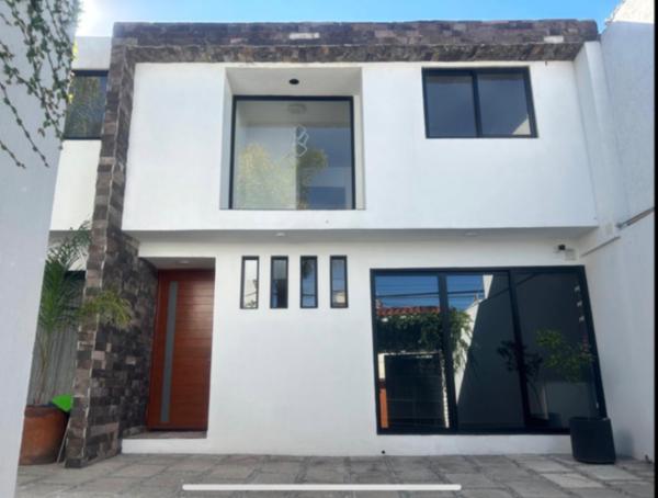 Casa en venta en Santa Cruz Buenavista, Puebla, Puebla
