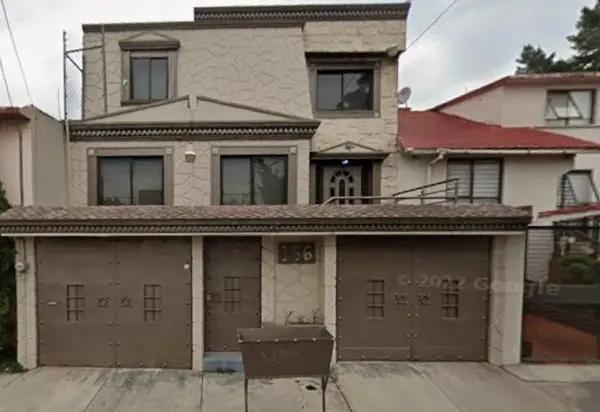CASA EN CUMBRES DE SAN MATEO DE GARANTÍA BANCARIA, OPORTUNIDAD ÚNICA.