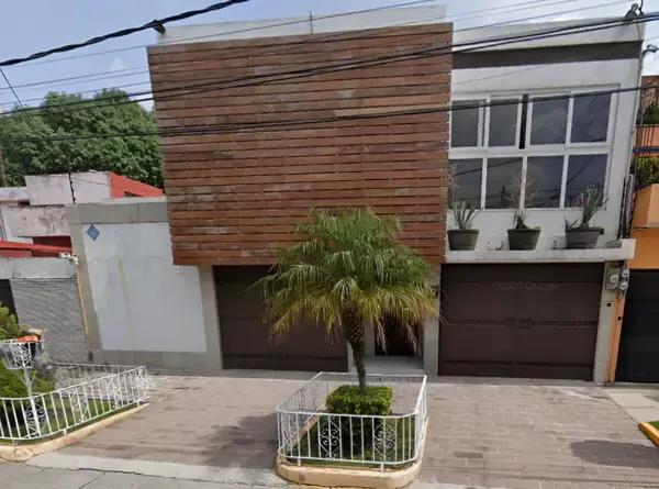 CASA EN CIUDAD SATELITE DE GARANTÍA BANCARIA, OPORTUNIDAD ÚNICA.