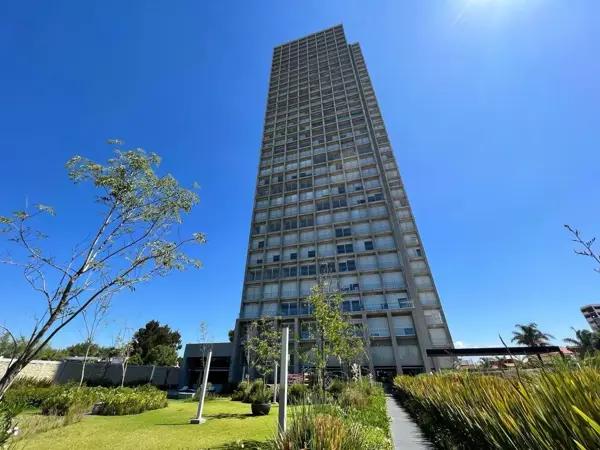 Venta y Renta de Exclusivo Departamento, Zona Angelópolis frente al Parque del Arte.
