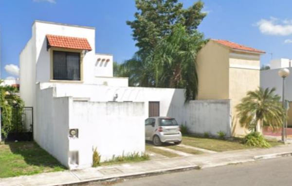 VENTA CASA CALLE 13 H 701 GRAN SANTA FE II MÉRIDA YUCATÁN MÉXICO RECUPERACIÓN BANCARIA