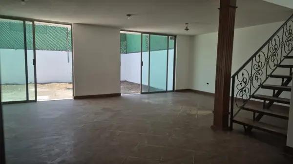 Casa en Venta Frente al Hospital Guadalupe en Puebla