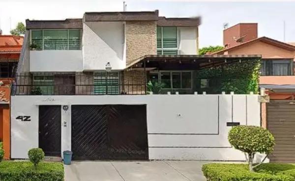 CASA EN PASEO DE TAXQUEÑA DE GARANTÍA BANCARIA, OPORTUNIDAD ÚNICA.