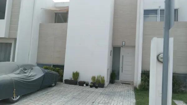 Renta de Casa en Residencial Augusta, a 2 min del IMSS 3