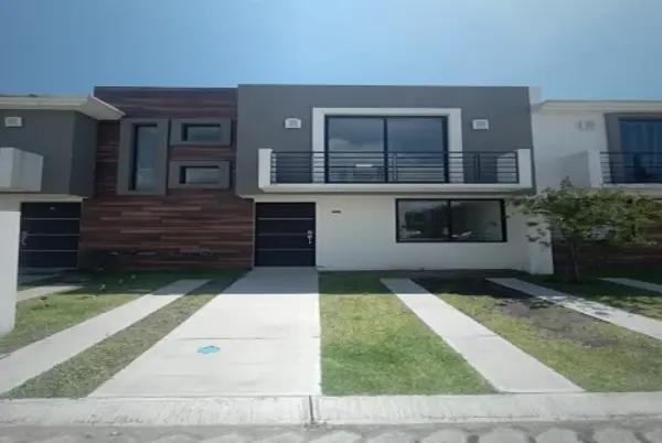 CASA DE ENTREGA INMEDIATA EN VIA CAPELO, SAN FRANCISCO OCOTLAN, CORONANGO, PUEBLA