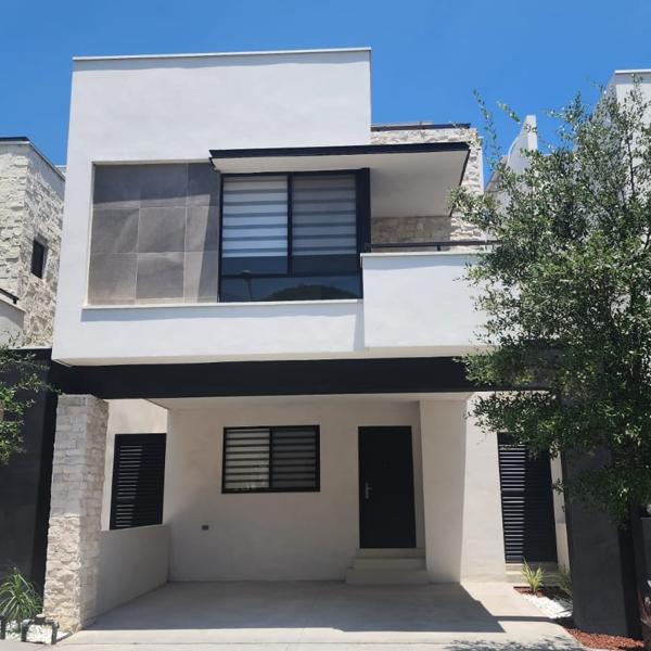 Casa en Renta en Montellán, Carretera Nacional, Monterrey