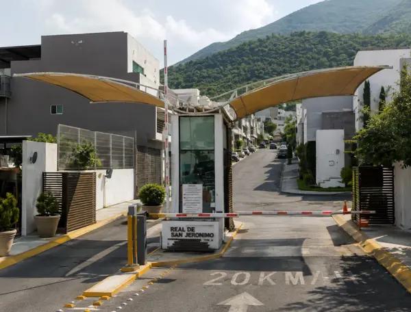 Casa en Remate en Monterrey, Real de San Jerónimo: Oportunidad Única