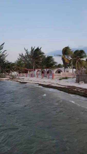 Terreno frente al mar en Venta, Playa Chabihau. Yucatán